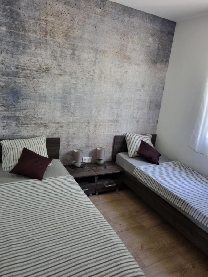 Apartments Miocic Zadar Buitenkant foto